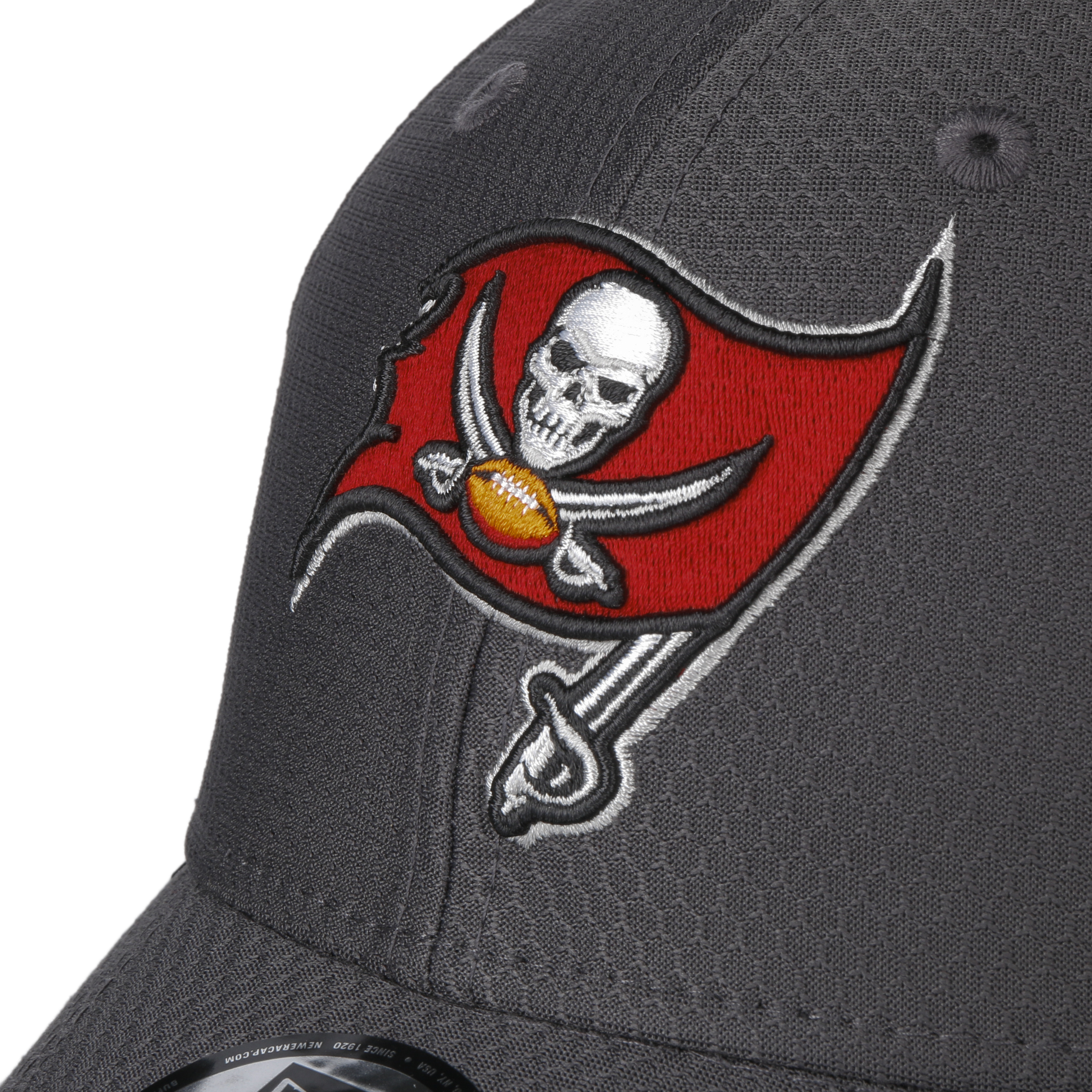 New Era Tampa Bay Buccaneers Hat Cap Size XL/XXL Fitted Fit