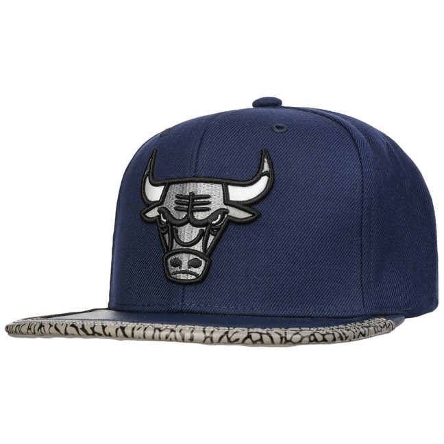 Chicago Bulls Mitchell & Ness Toss Up Snapback Vintage Hat