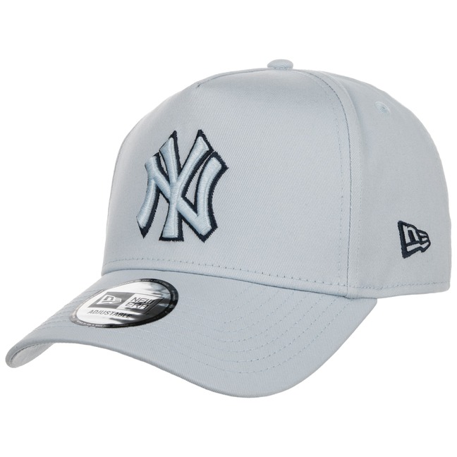 Tonal Outline Yankees Cap by New Era --> Shop Hats, Beanies