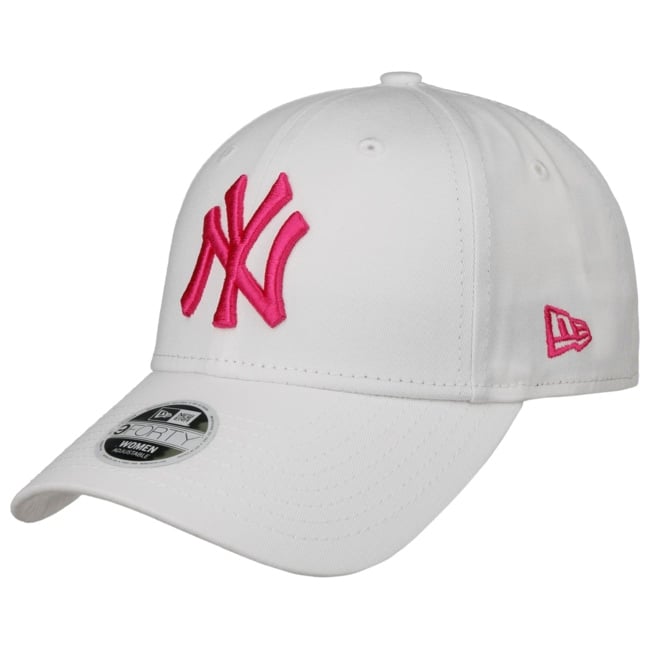 Pink yankees cap hotsell