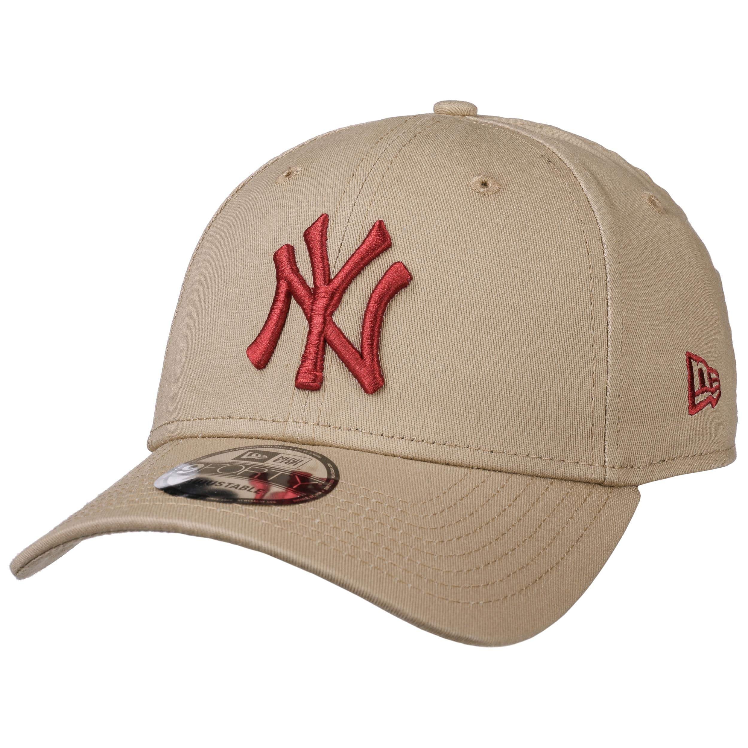 9Forty League Classic Yankees Cap by New Era - £17.95
