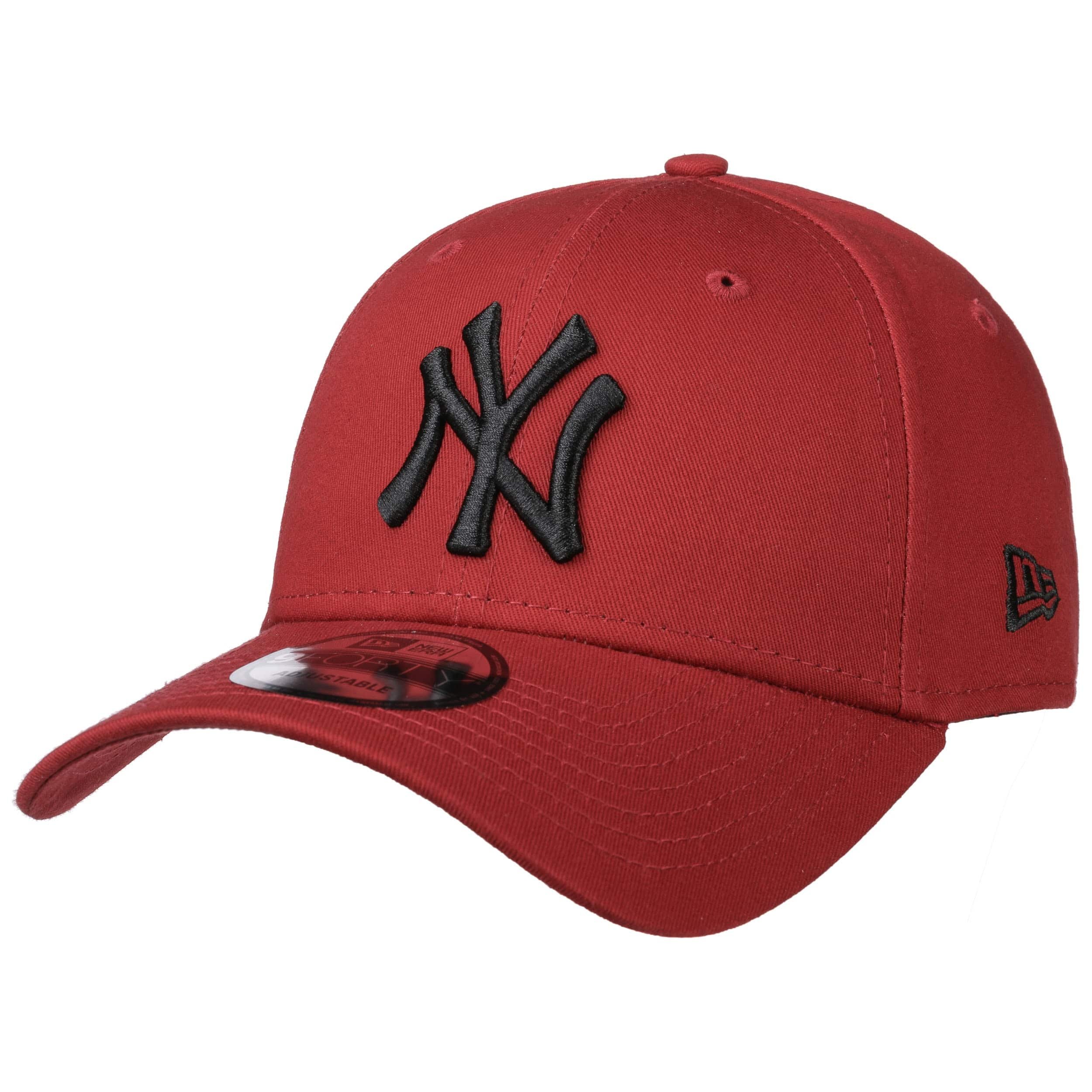 9Forty League Classic Yankees Cap by New Era - £17.95