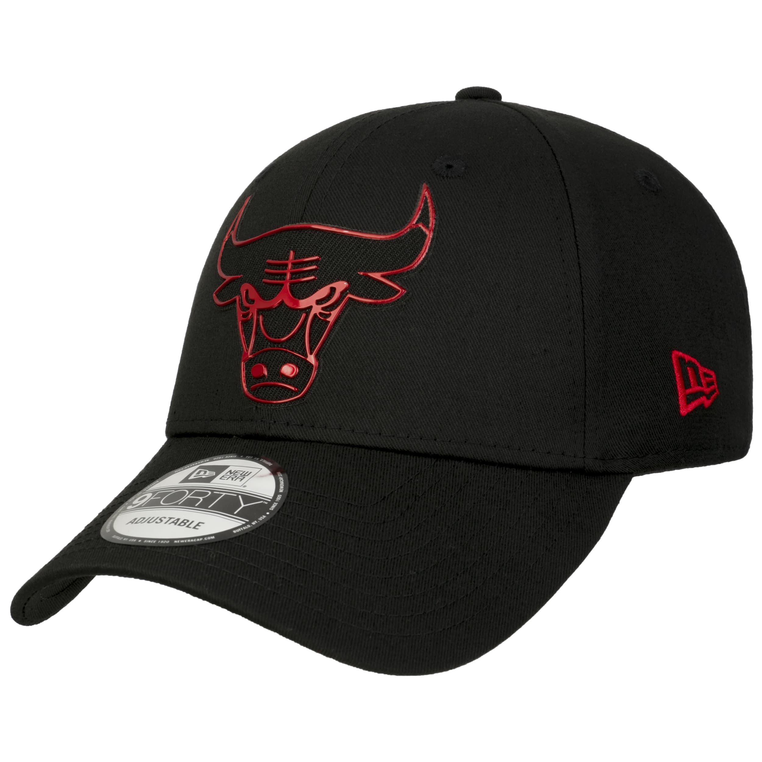 9Forty NBA Foil Logo Bulls Cap by New Era