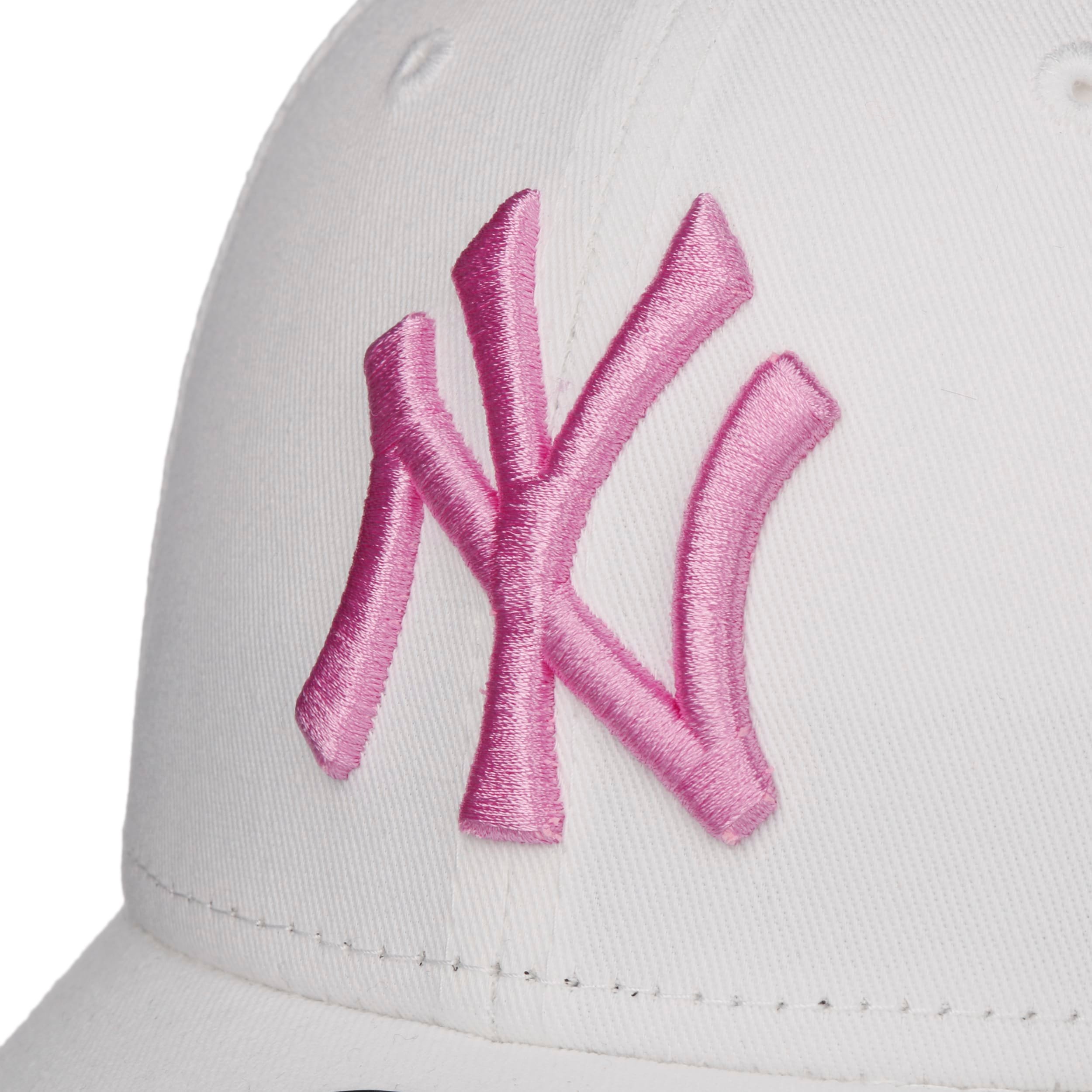 9Forty NY Yankees MLB Cap by New Era - £24.95