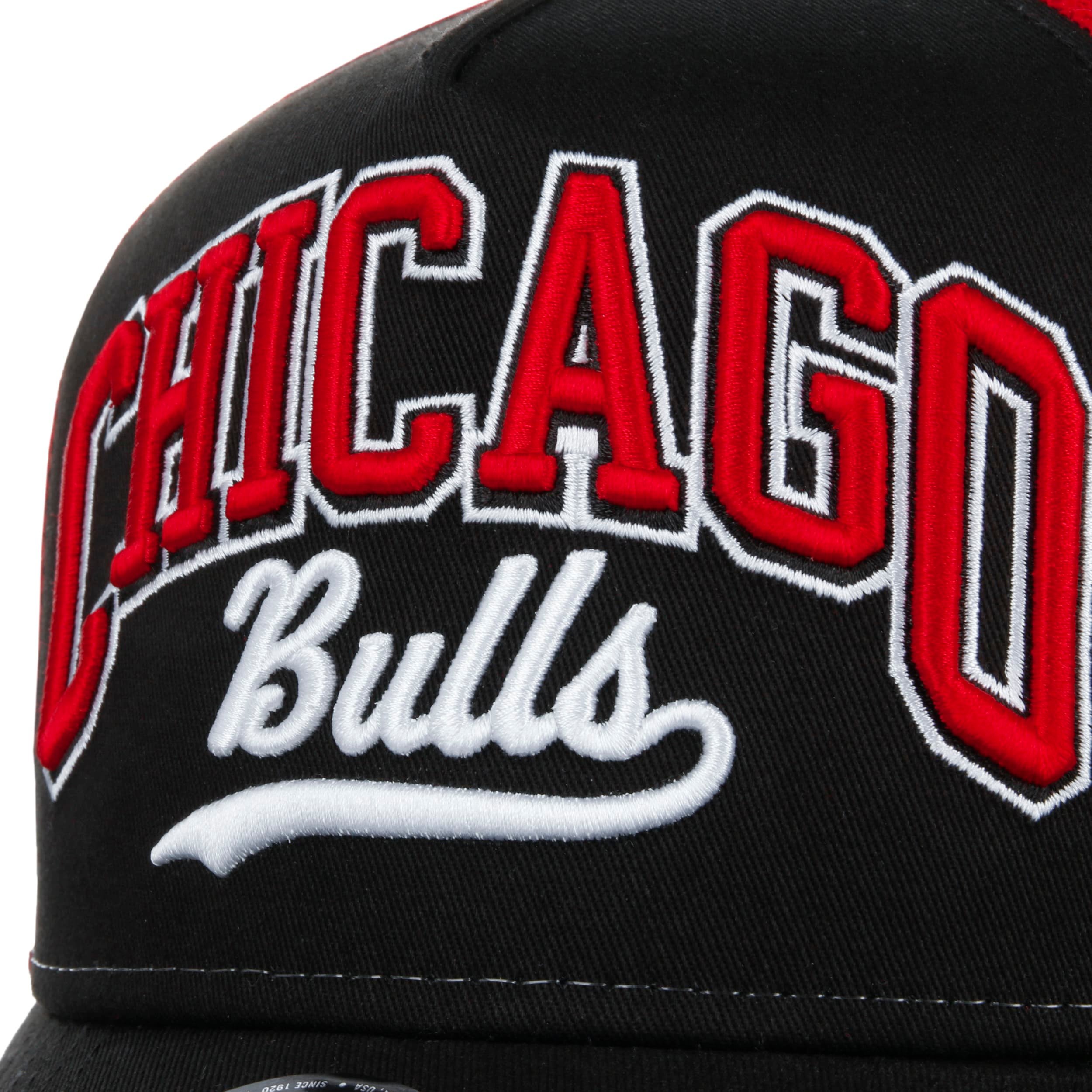 Bulls Script Trucker Cap by New Era - £32.95
