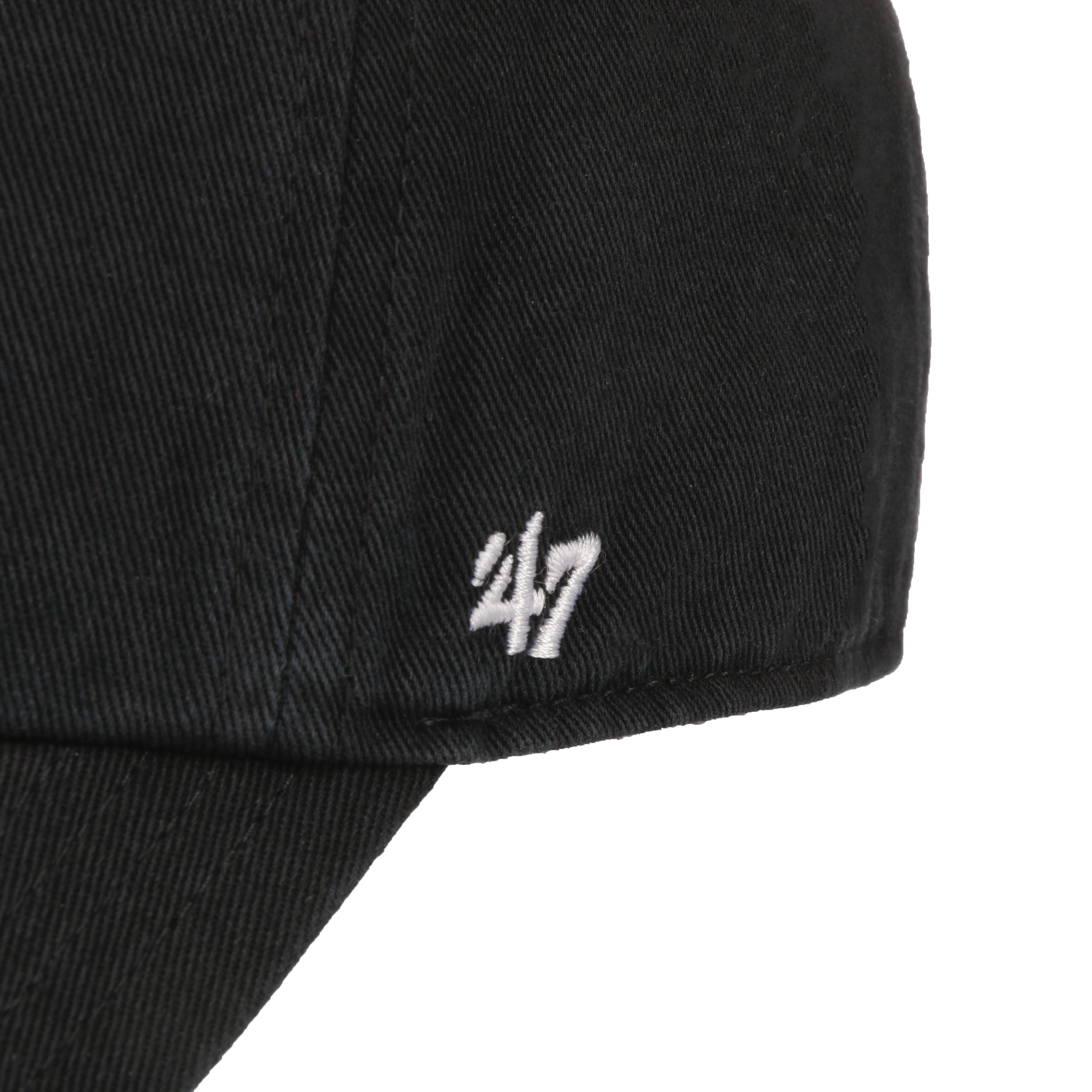 FC Liverpool Crest Cap by 47 Brand 18.95