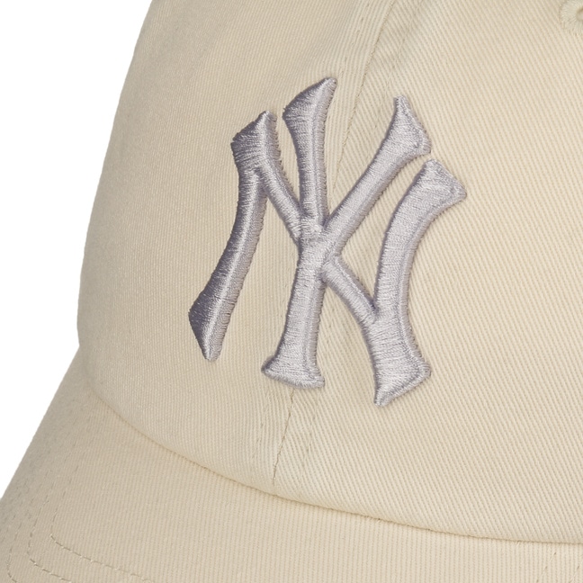 New York Yankees Women's 47 Brand Adjustable Clean Up Hat- Highgrove