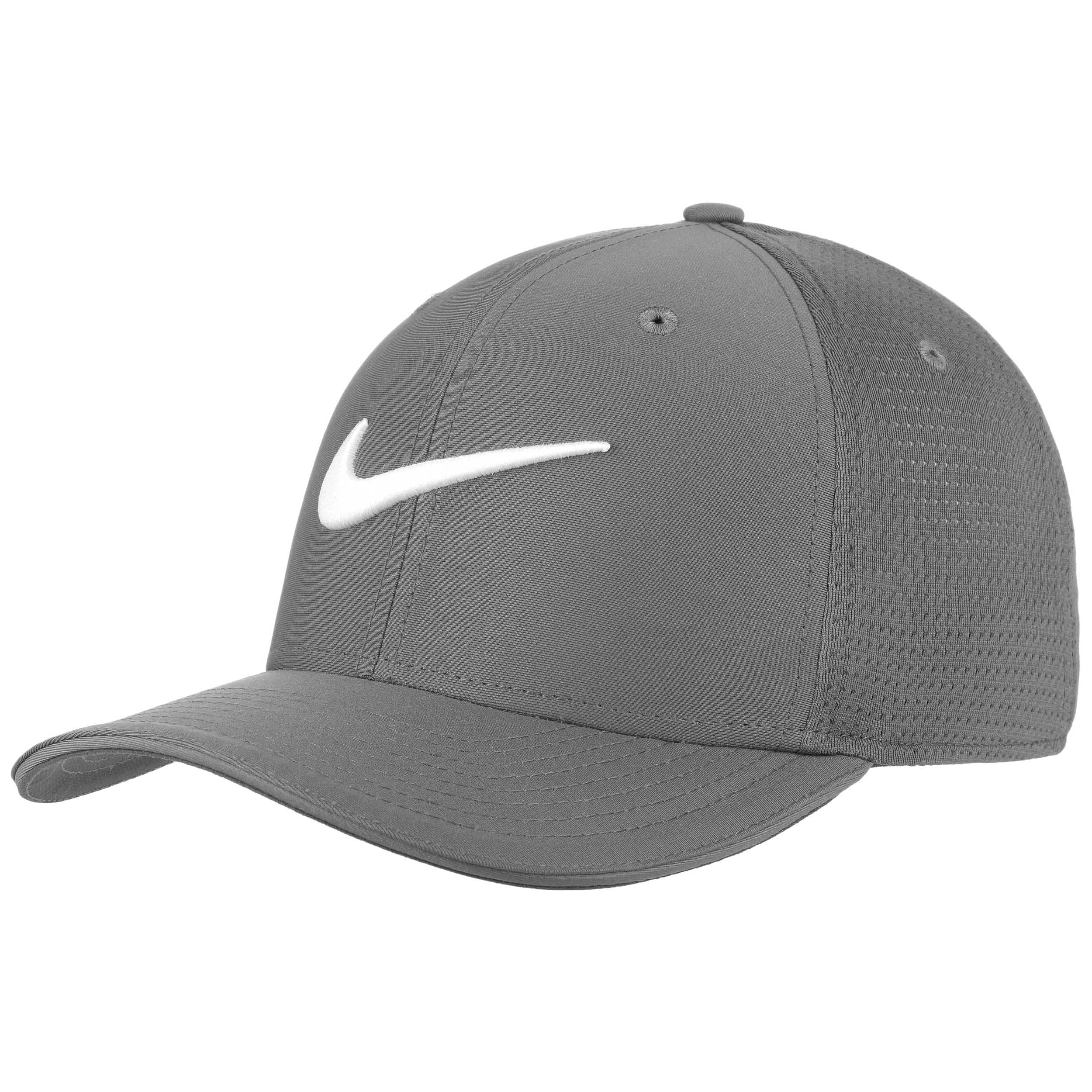 classic nike baseball cap