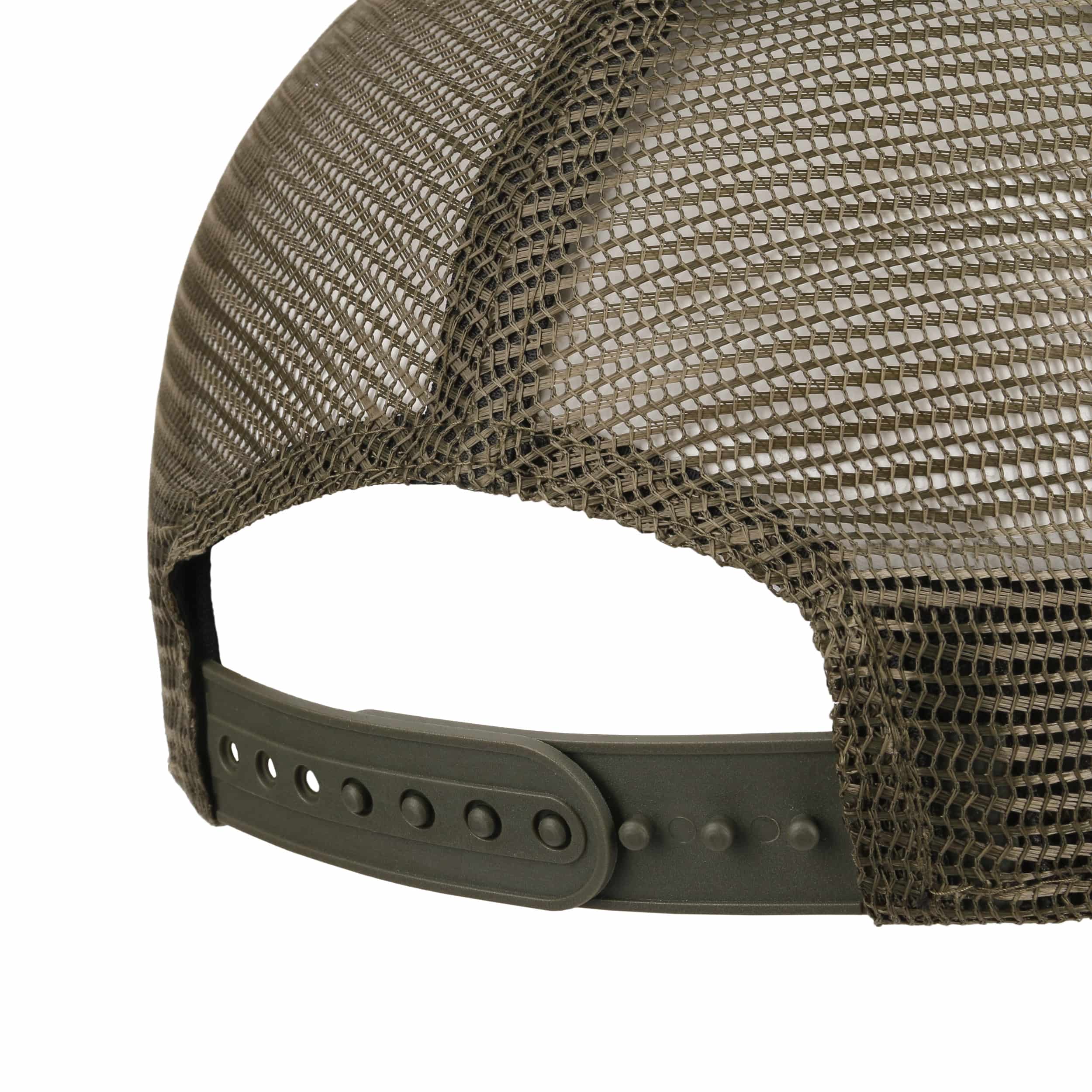 Racing Patch Flat Brim Trucker Cap by New Era - £40.95