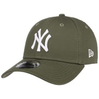 9Forty MLB Ess Yankees Cap by New Era - &pound;26.95