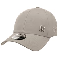 9Forty NY Yankees Strapback Cap by New Era - &pound;21.95