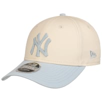 9Forty Side Script Yankees Cap by New Era - &pound;29.95