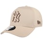 MLB Adjustable Yankees Trucker Cap by New Era cream white