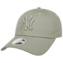 9Forty Properties Uni Yankees Cap by New Era mint green